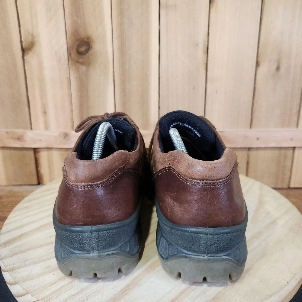 Ecco Track 25 Shoes Mens 10 44 Brown Leather Gore-Tex Waterproof Walking Comfort